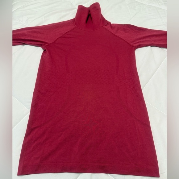 Lululemon Swiftly Speed Turtleneck Long Sleeve - Picture 5 of 11